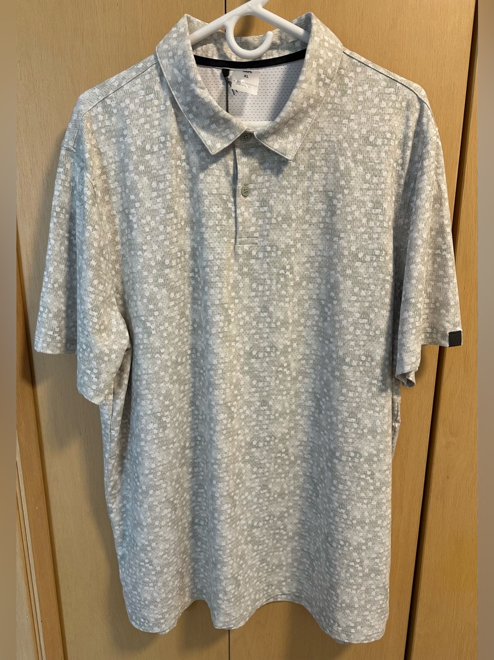 VRST Geo Mesh Golf Polo -NWT